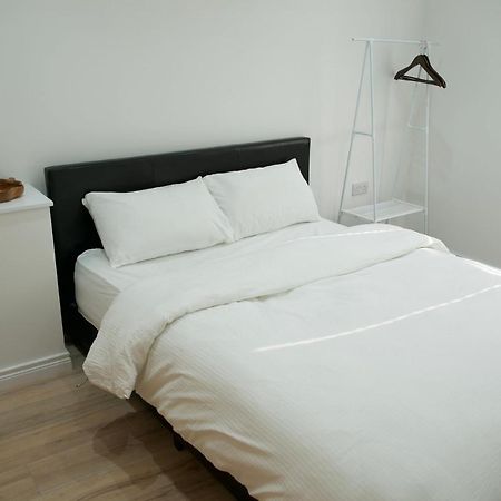 Modern 3 Bedroom Coastal Home Newry Luaran gambar