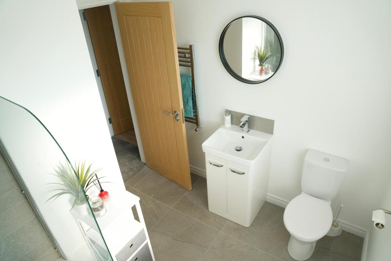Modern 3 Bedroom Coastal Home Newry Luaran gambar